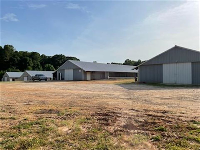 4 House Breeder Farm in Roopville : Roopville : Carroll County : Georgia