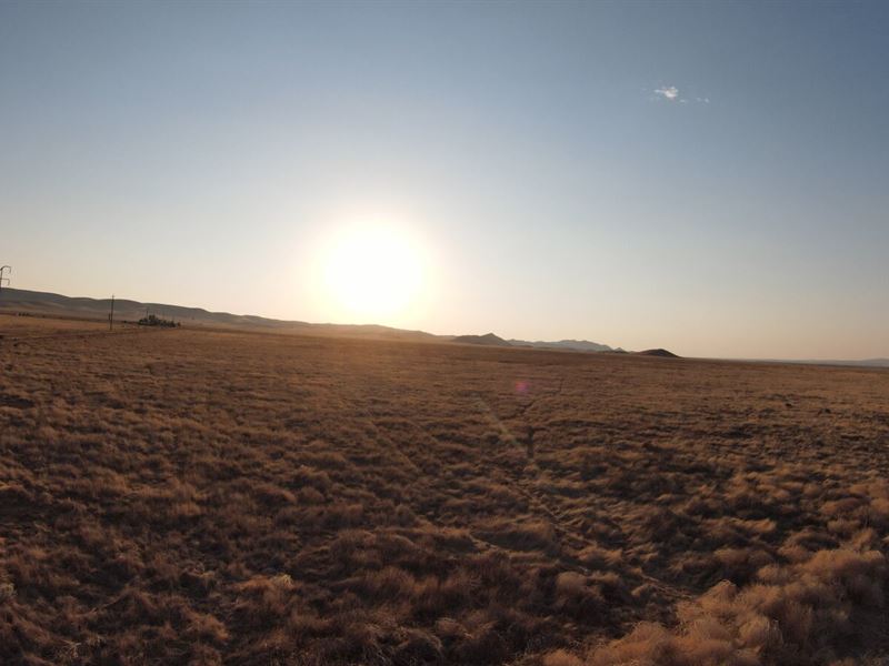 2.50 Acres Away From Everything : Santa Margarita : San Luis Obispo County : California