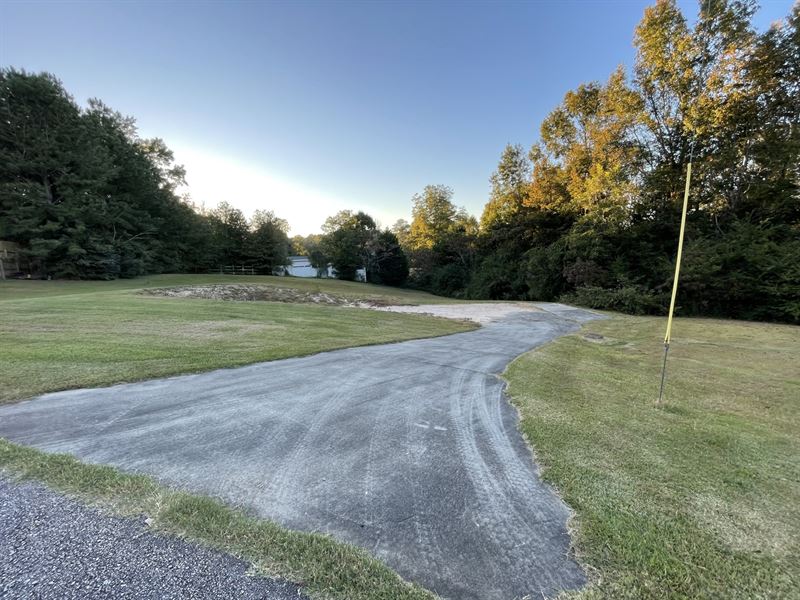 Parris Circle Lot Roanoke, AL : Roanoke : Randolph County : Alabama