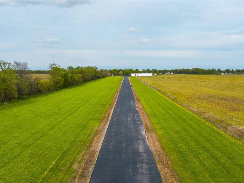 New Madrid County Hanger : New Madrid : New Madrid County : Missouri