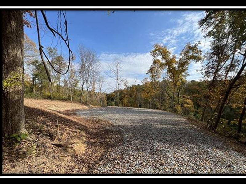 Whitetail Retreat at Possum Trot : Gallipolis : Gallia County : Ohio