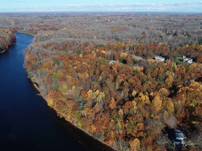 Oneida River Building Lot : Clay : Onondaga County : New York