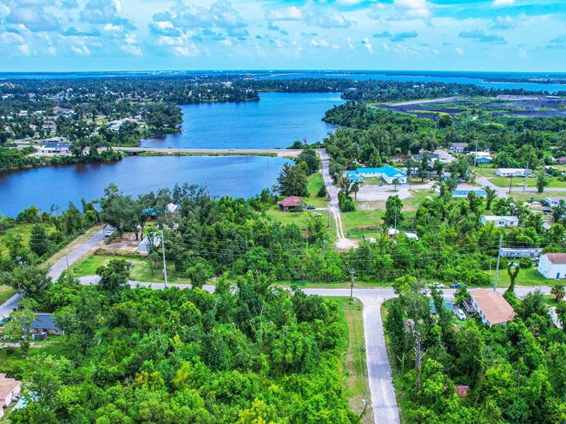 50K Sqft in Springfield, FL : Springfield : Bay County : Florida