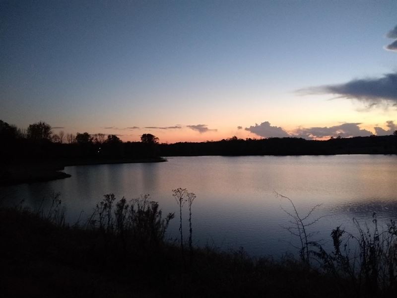 Stunning 45-Acre Paradise with Mult : Rockville : Parke County : Indiana