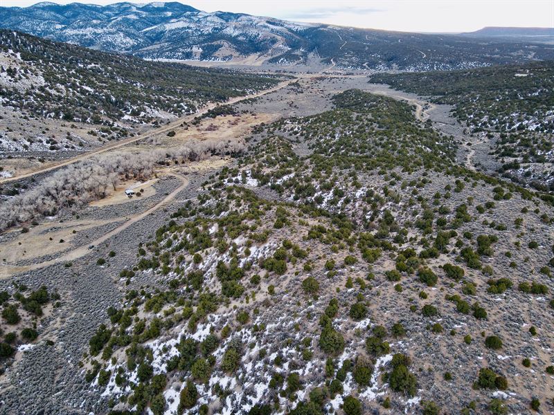 Off-Grid Retreat in Mountains : Fort Garland : Costilla County : Colorado