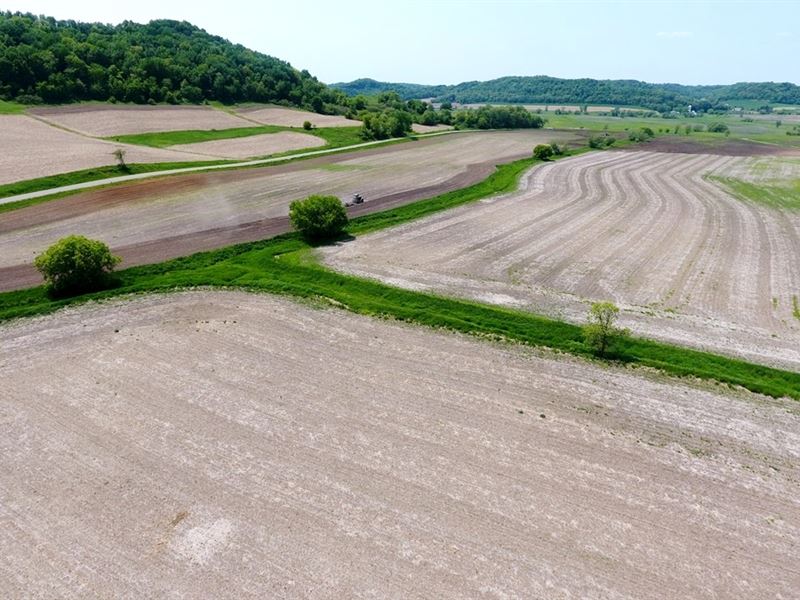 Bear Creek Acreage : Plain : Sauk County : Wisconsin