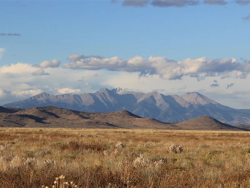 Mountain Valley Paradise Awaits : Mesita : Costilla County : Colorado