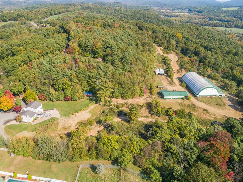 Over 50 Acres, Equestrian Property : Auburn : Schuylkill County : Pennsylvania