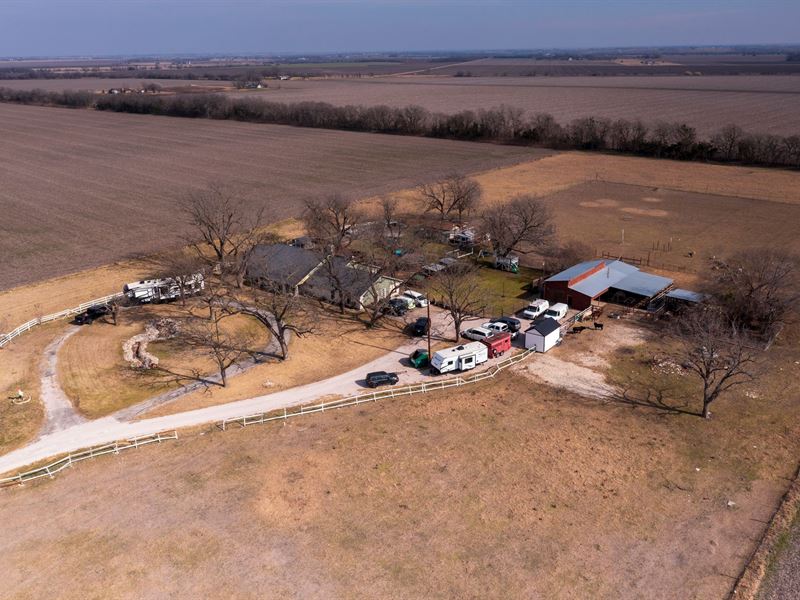 Ranchette for Sale in Taylor, Texas : Taylor : Williamson County : Texas