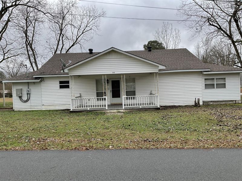 Rural Home in Cuba, Alabama on 3 : Cuba : Sumter County : Alabama