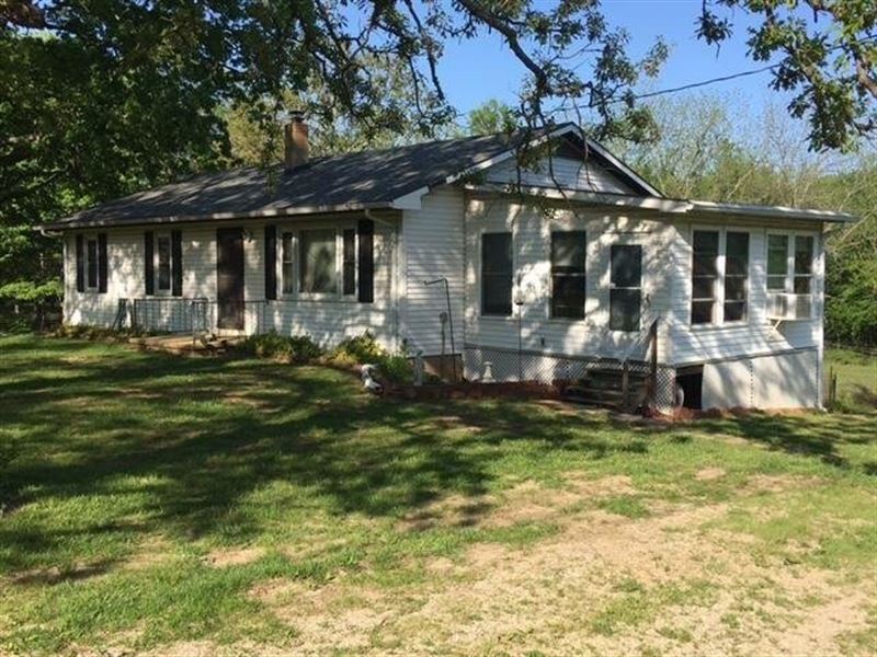 10 Acres, 3 Bed 2 Bath, 2, 3 Bay GA : Plato : Texas County : Missouri