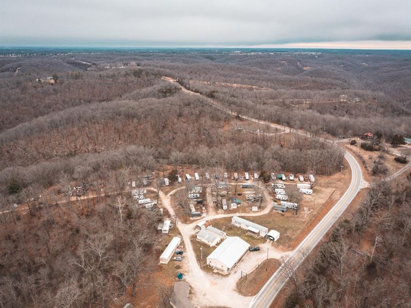 Fishermans Inn RV Resort : Cassville : Barry County : Missouri