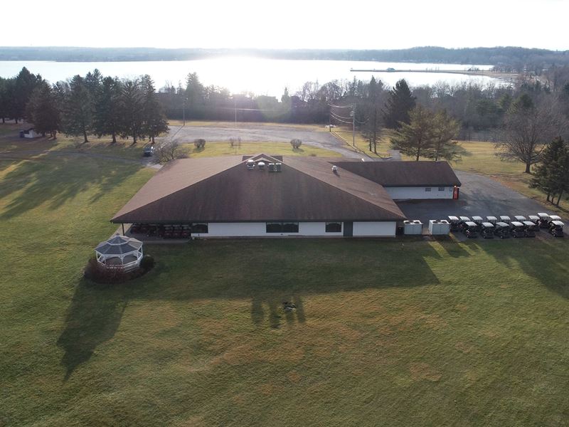 18-Hole Golf Course & Country Club : Owasco : Cayuga County : New York