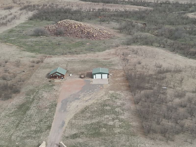 Sportsman's Paradise : Lone Wolf : Kiowa County : Oklahoma