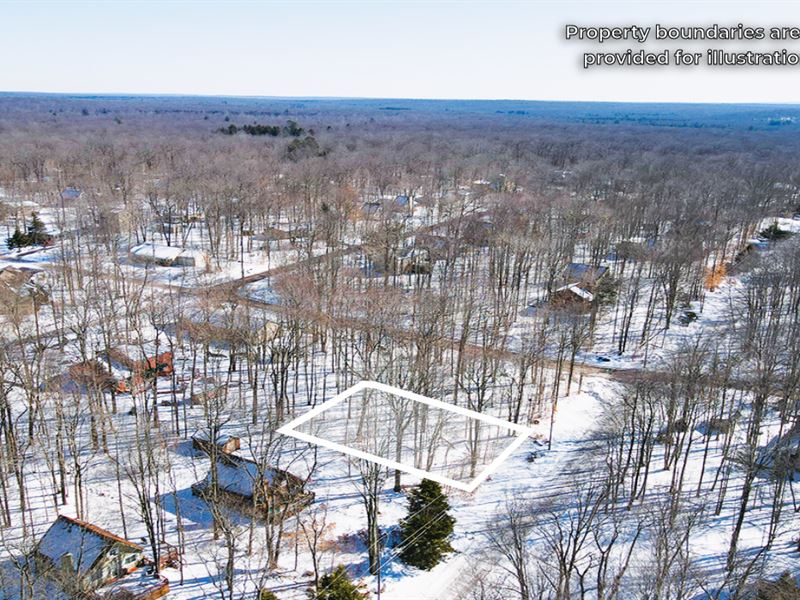 Your Poconos Dream Begins Here : Pocono Lake : Monroe County : Pennsylvania