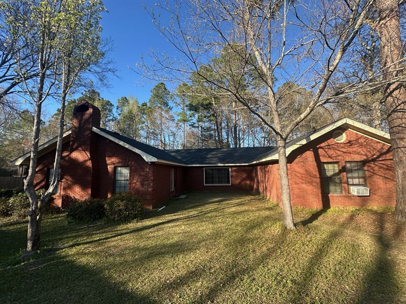1296 Millen Hwy : Sylvania : Screven County : Georgia
