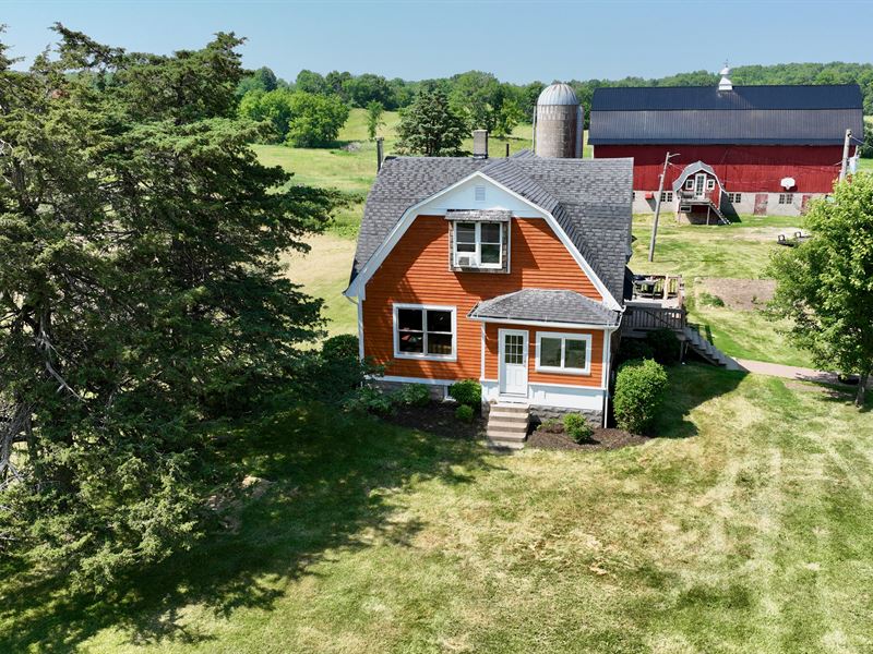 200 Acre Farm in Pierce County : Spring Valley : Pierce County : Wisconsin