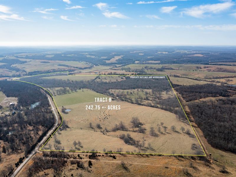 No Restrictions, Quality Home, Farm : Plato : Texas County : Missouri