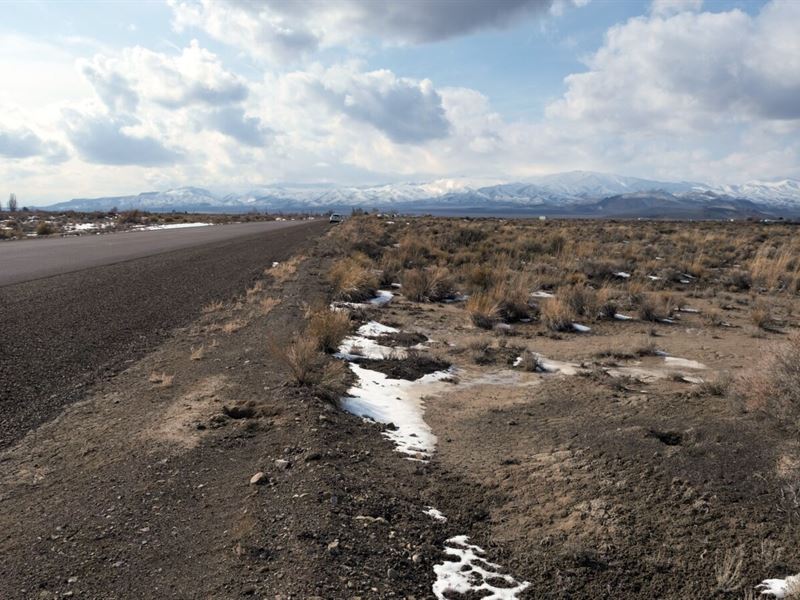 20 Acres in NV with Mountain Views : Battle Mountain : Lander County : Nevada