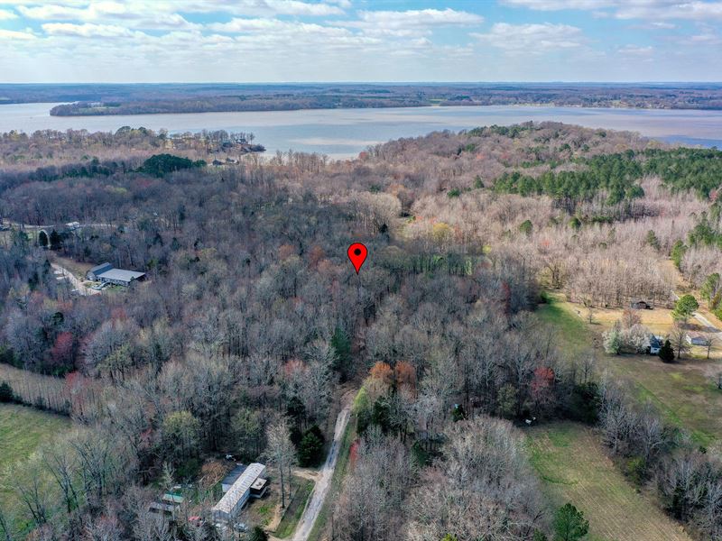 Nice Building Lot Close to Lake : Big Sandy : Benton County : Tennessee