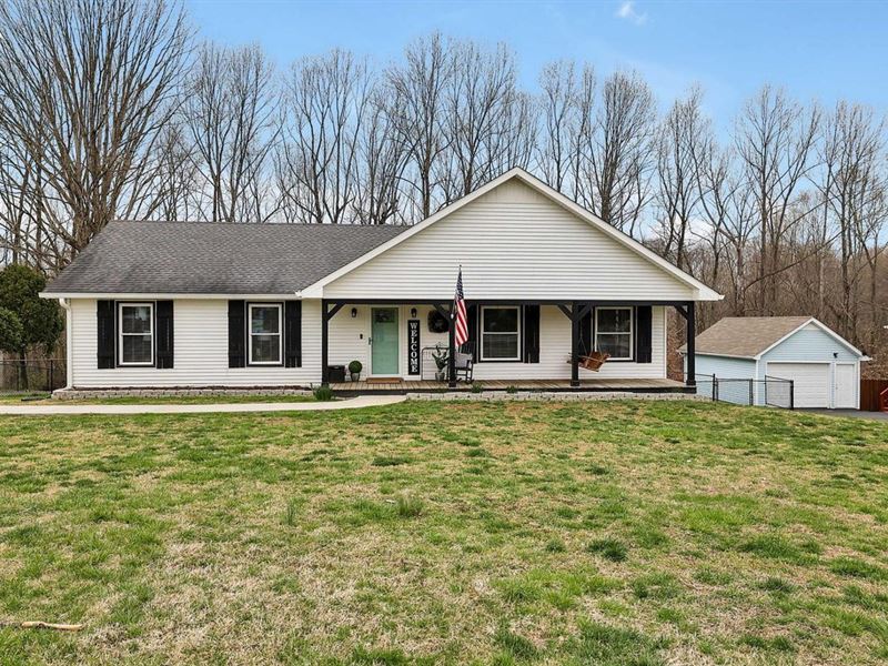 Beautiful 4 Bed 3 Bath Home Only ha : Lafayette : Macon County : Tennessee