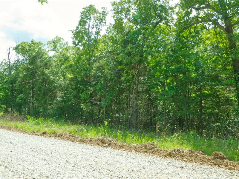 Corner Lot Near Lakes, Golf, River : Horseshoe Bend : Izard County : Arkansas