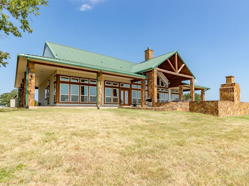 153.6 Acres, Cattle, Horse : Santo : Palo Pinto County : Texas