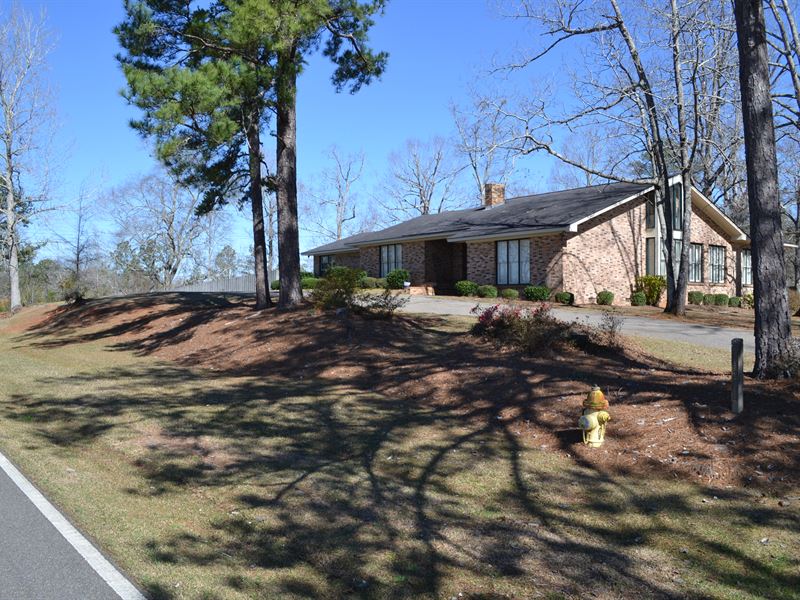 Beautiful Home in Fort Deposit, AL : Fort Deposit : Lowndes County : Alabama