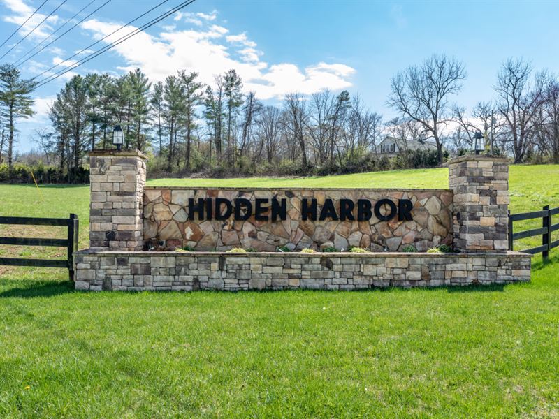Amenities Plus Lake Access : Blairsville : Union County : Georgia