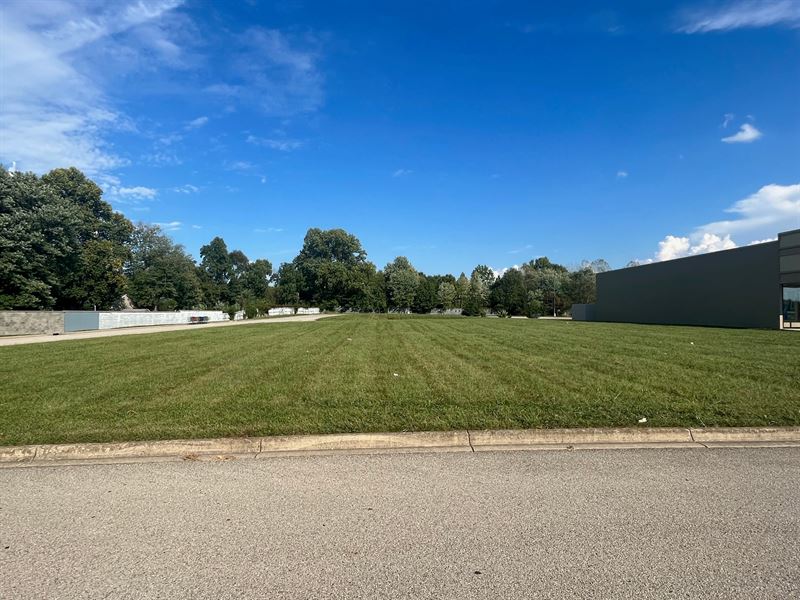 Absolute Auction Premier Kohl's Lot : Louisville : Jefferson County : Kentucky