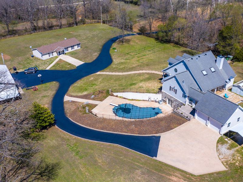 41 Ac Country Estate Home Shop More : Gravette : Benton County : Arkansas