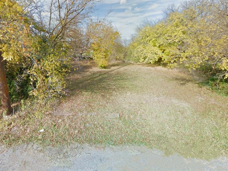 Ideal Location of Your New Home : Wichita Falls : Wichita County : Texas