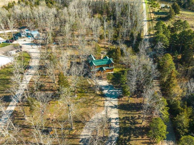 Cunningham Custom Log Cabin : Cuba : Crawford County : Missouri