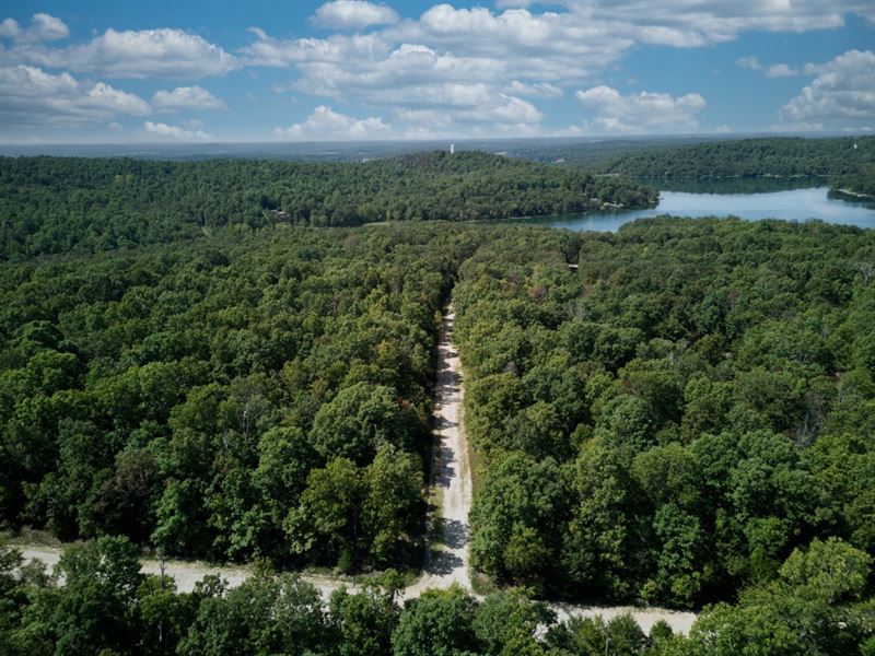 Beautiful Corner Lot Near Lake : Horseshoe Bend : Izard County : Arkansas