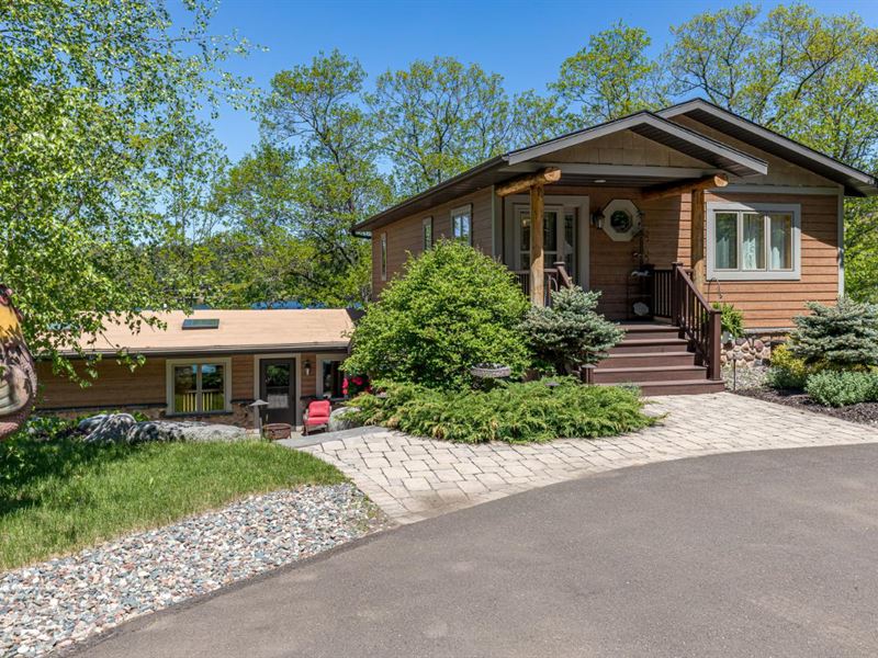 Clawson Lake Home : Minocqua : Oneida County : Wisconsin