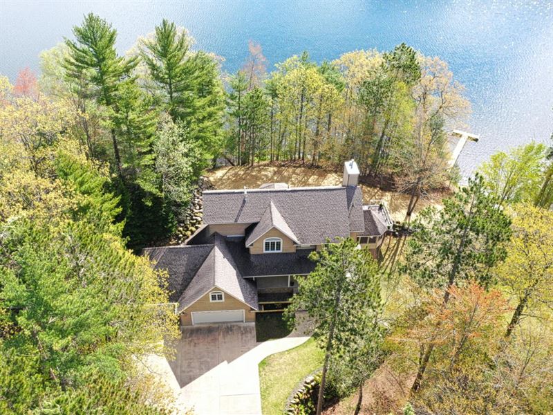 Arbutus Lake Home : Sugar Camp : Oneida County : Wisconsin