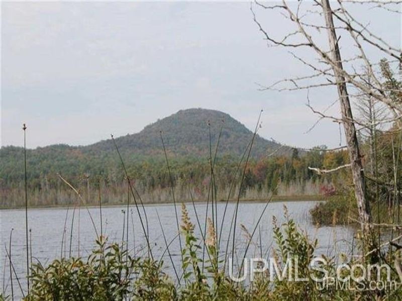 1777 Acres, 3 Lakes : Copper Harbor : Keweenaw County : Michigan