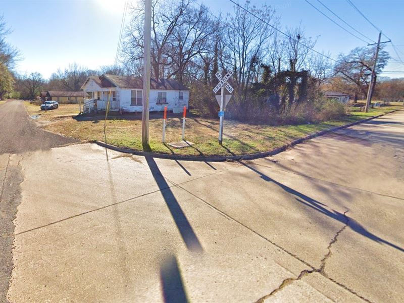 Tranquil and Natural Area : Texarkana : Bowie County : Texas