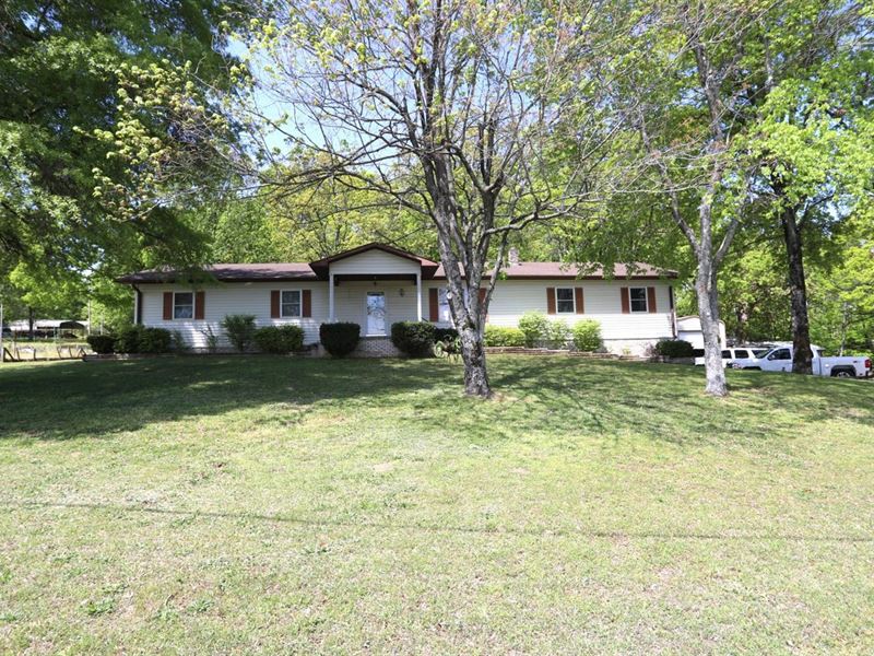 2 Story Home with Huge Shop in Ripl : Doniphan : Ripley County : Missouri