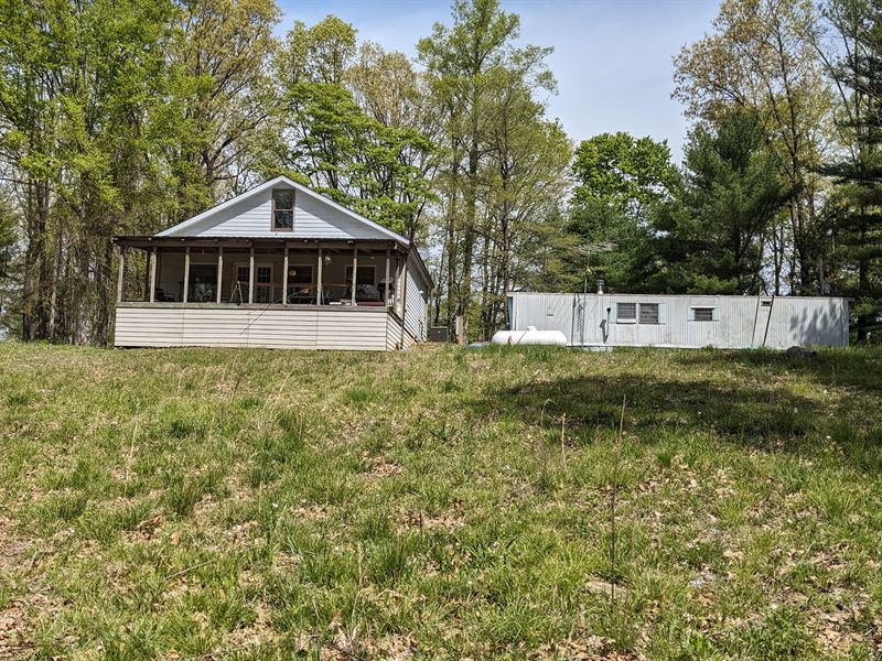 Getaway at The End of Dead End RD : McArthur : Vinton County : Ohio