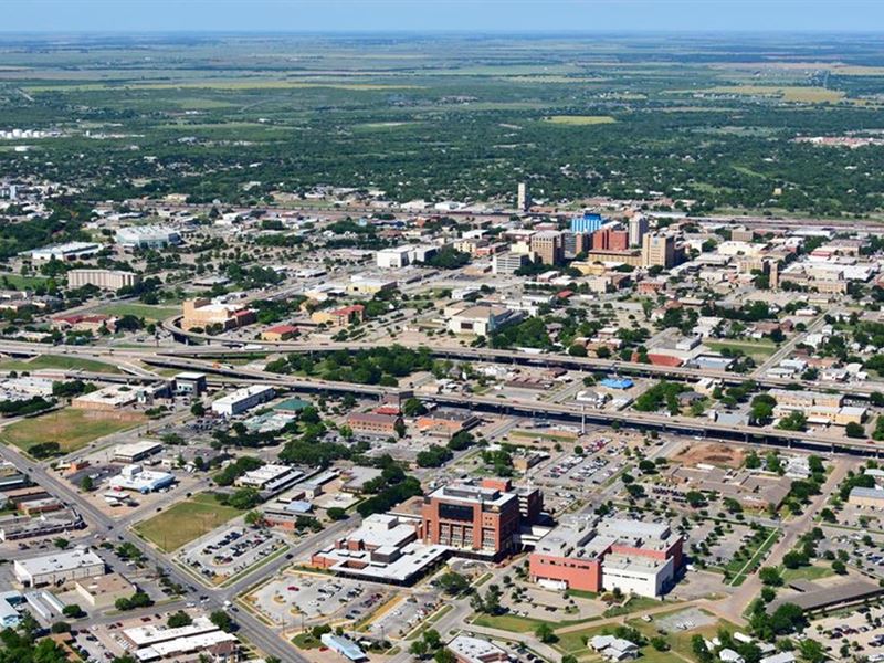 14K Sqft in Wichita Falls, TX : Wichita Falls : Wichita County : Texas