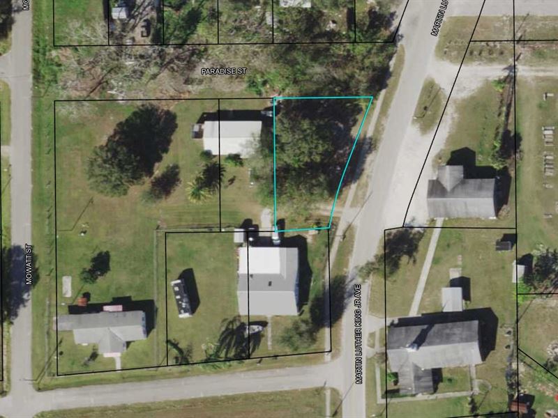 Fantastic Corner Lot in Wauchula : Wauchula : Hardee County : Florida
