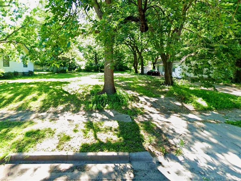 A Great Place Just Waiting for You : Topeka : Shawnee County : Kansas