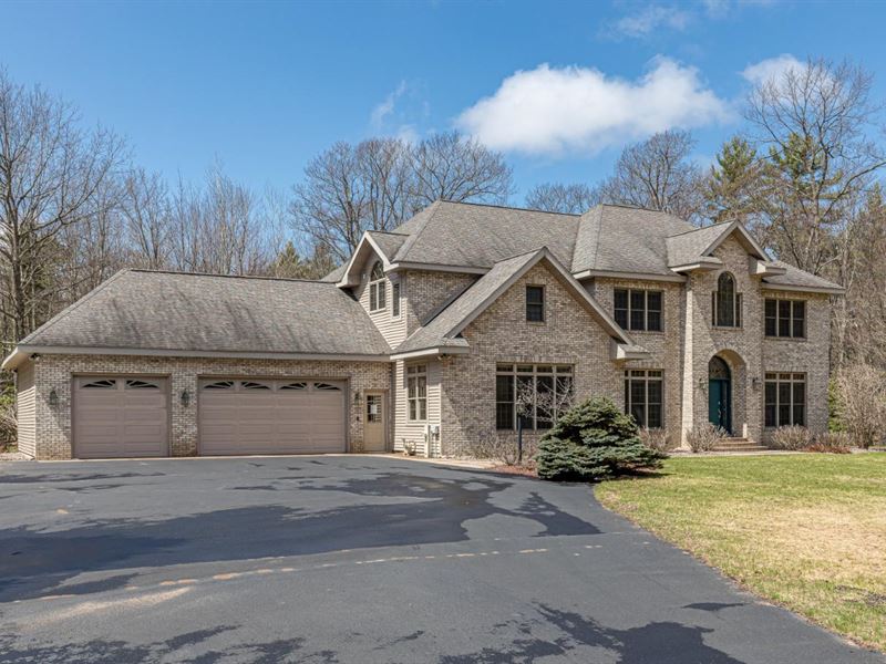 Huge Home on 8+ AC : Arbor Vitae : Vilas County : Wisconsin