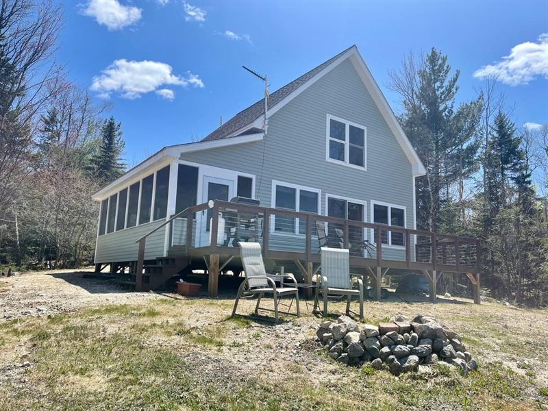 Exceptionally Built 3 BR Home on 11 : Upper Enchanted Township : Somerset County : Maine