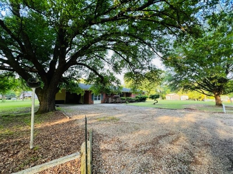 Bogue Chitto Water Front House On 2 : Tylertown : Walthall County : Mississippi