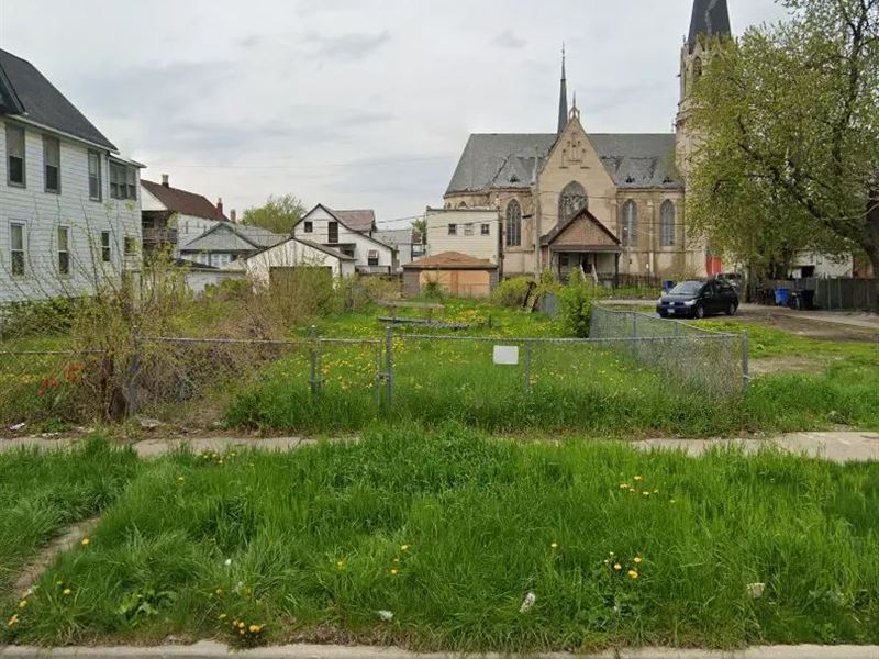 .08 Acre Lot in Chicago, Illinois : Chicago : Cook County : Illinois