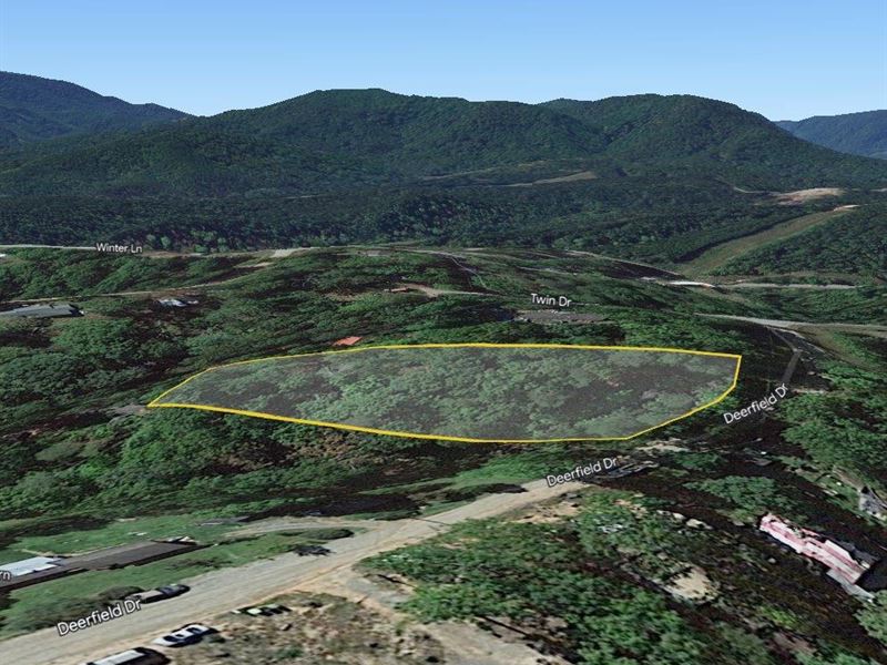 Exceptional 0.84 Acre Vacant Parcel : Mill Spring : Polk County : North Carolina