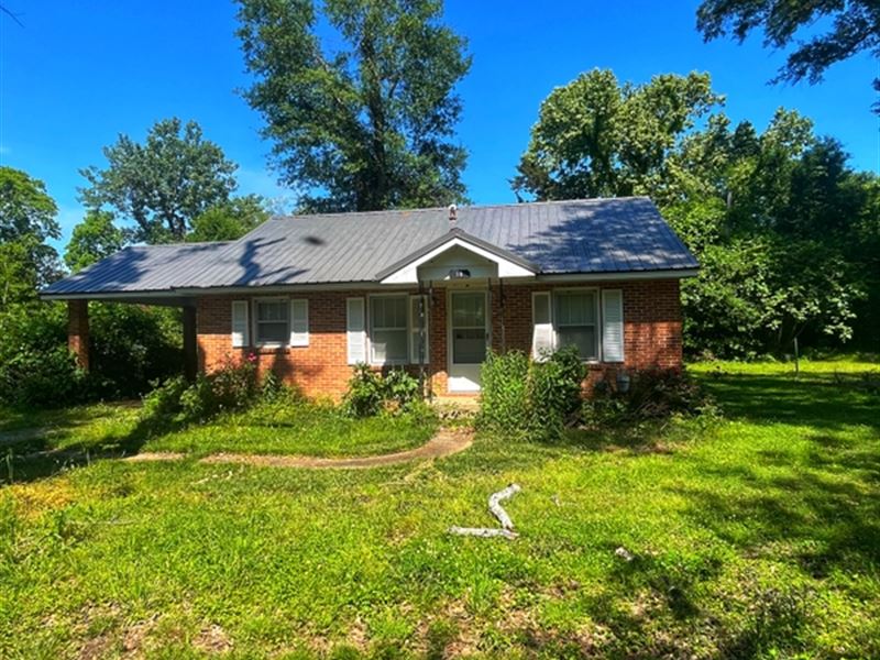 1.27 Acres with A Home in Sharkey : Cary : Sharkey County : Mississippi