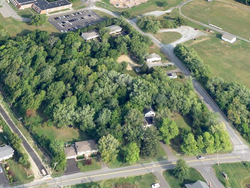 46K Sqft in East Greenbush, NY : East Greenbush : Rensselaer County : New York